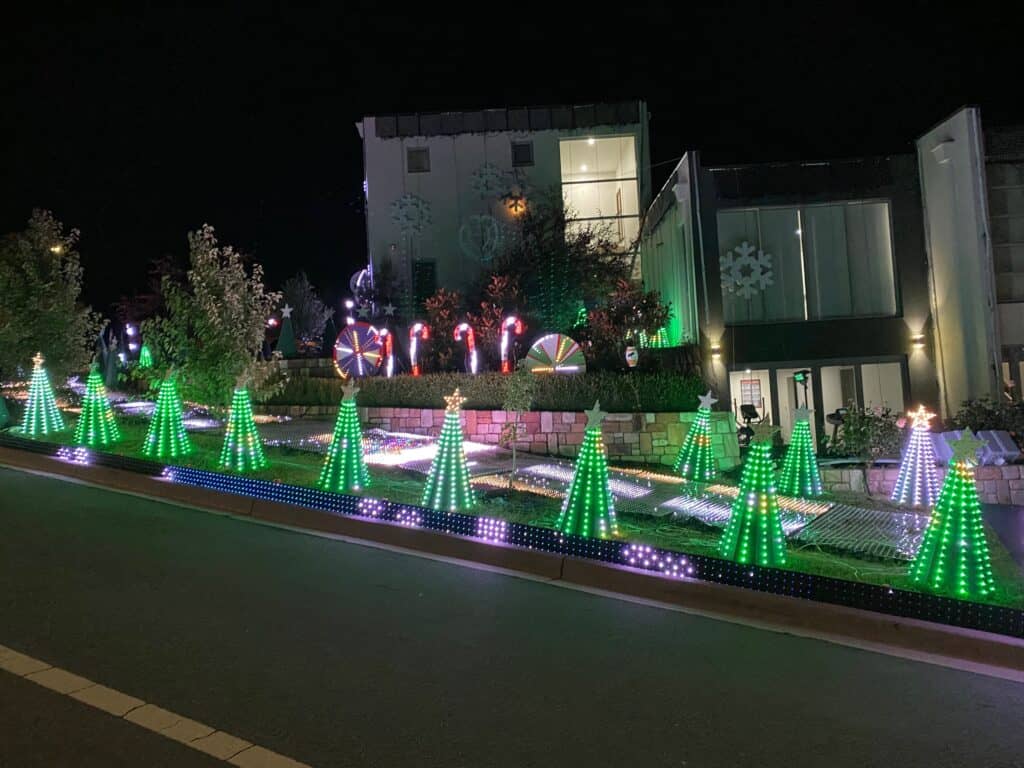 Canberra Christmas Lights | AIE