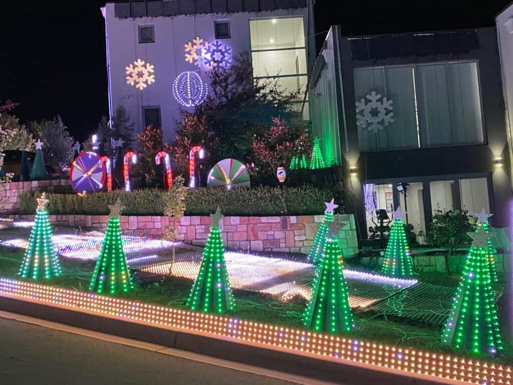 Canberra Christmas Lights | AIE