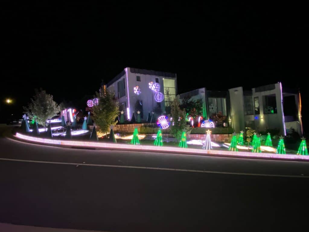 Canberra Christmas Lights | AIE